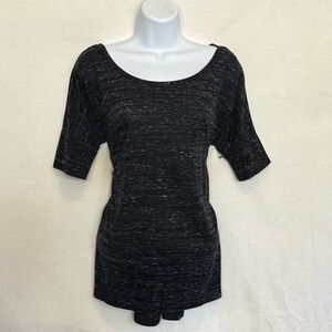 A-44 Wendy Bellissimo Black & White Short Sleeve High Low Blouse Size S